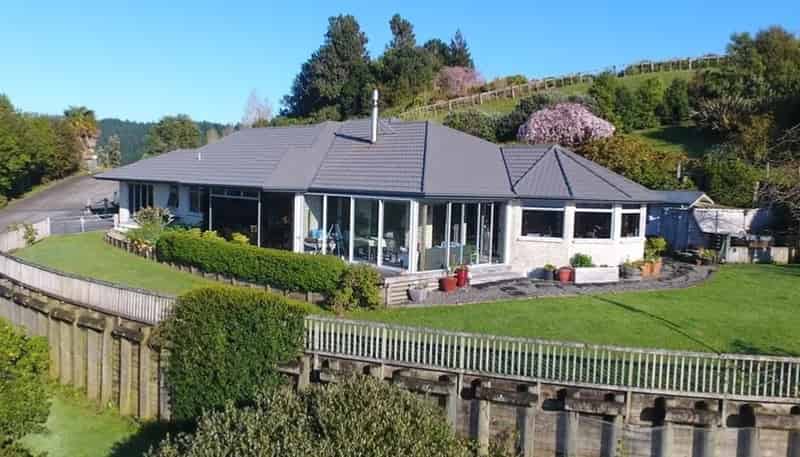 29 Manuka Drive, Whangamata