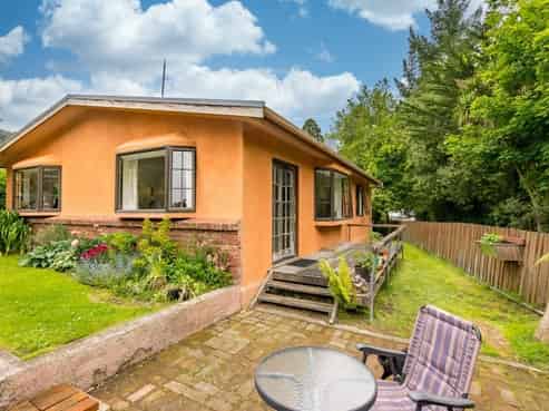 33 Tannadice Street, Normanby