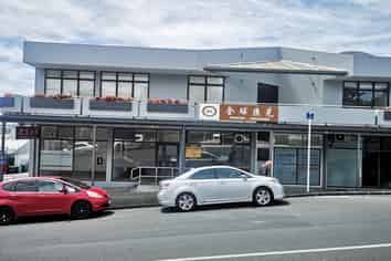 Turnkey takeaway space