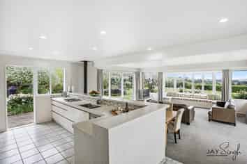 392 North Road, Clevedon