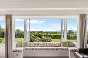 392 North Road, Clevedon