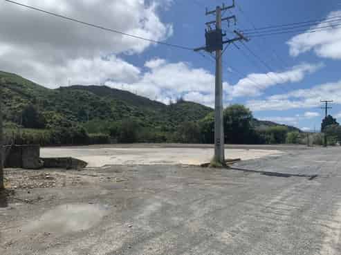 Haywards interchange design build and yard options