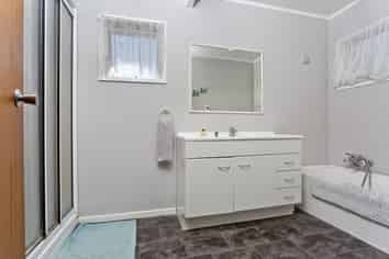 11 Regency Place, Sunnynook