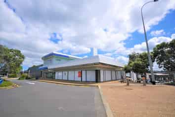 HIGH PROFILE RETAIL YOU CAN BANK ON