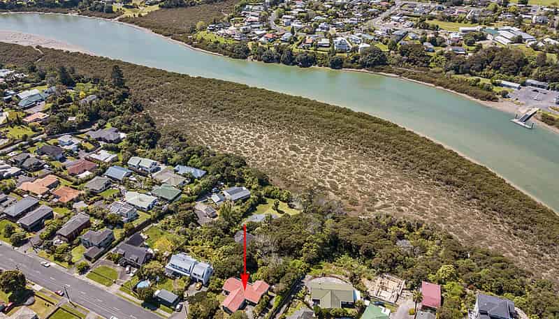 145 Colwill Rd, Massey