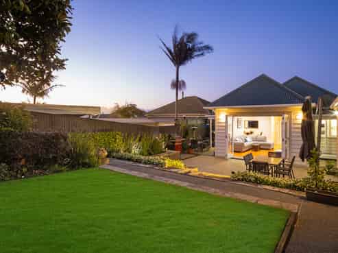 56 Second Avenue, Kingsland