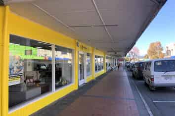 Huge Retail Building!