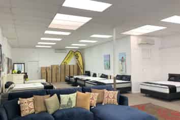 Huge Retail Building!