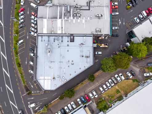 BUSY MAIN ROAD NORTH SHORE RETAIL