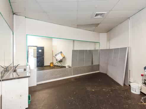 BUSY MAIN ROAD NORTH SHORE RETAIL