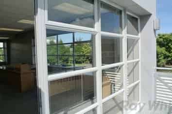 Tidy Office Space in Burnside