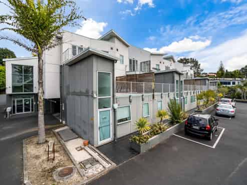 222 Albany Highway, Albany Heights