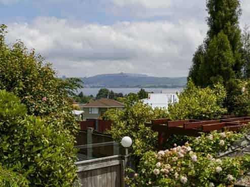 56 Hyde Avenue, Richmond Heights