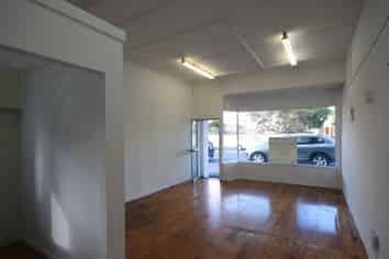 Corner retail opportunity!