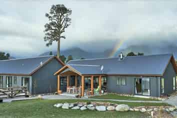 2 Williams Drive, Fox Glacier