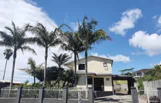 6 Stratford Drive, Cable Bay