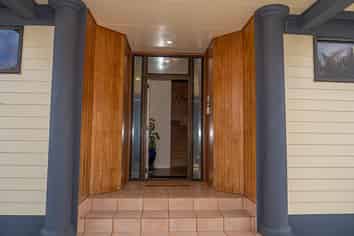 6 Stratford Drive, Cable Bay