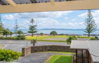 6 Stratford Drive, Cable Bay