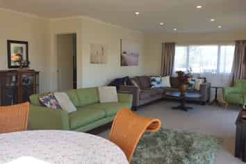 314a Sylvia Road, Whangamata