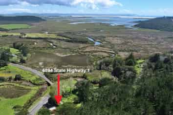 6894 Far North Road, Houhora