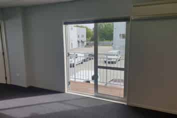 Sunny & Affordable First Floor Office