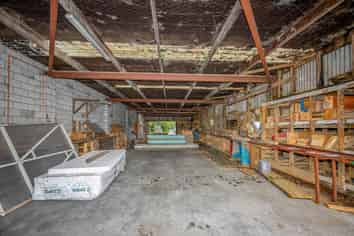 LARGE YARD AND BUILDINGS - LEASE ALL OR PART