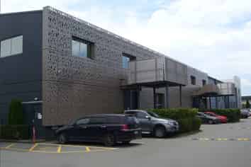 Modern Offices with Option of Warehouse Space.