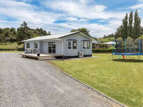 1 Belton Place, Hikurangi