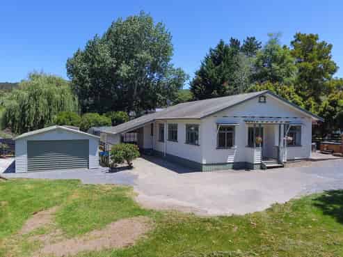 1099 Kaipara Coast Highway, Kaukapakapa