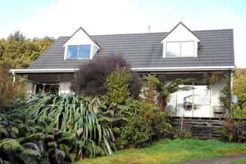 163 Main Road, Stewart Island