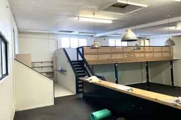 Bargain Priced Ponsonby Warehouse/Office