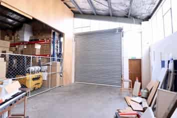 BARGAIN PRICE WAREHOUSE