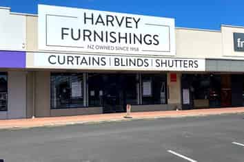 Significant Bulk Retail Space available 