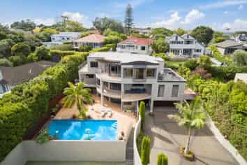 40 Bay Road, Saint Heliers