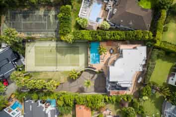 40 Bay Road, Saint Heliers