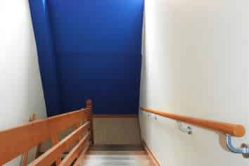 A freehold office on Broadway Avenue