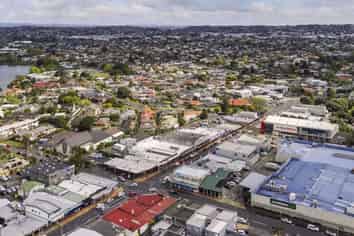 Functional Milford Office