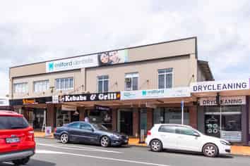 Functional Milford Office