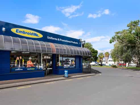 Split risk Investment on Springs Rd