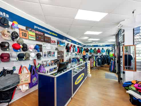 Split risk Investment on Springs Rd