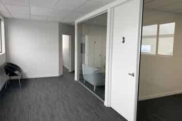 69M² BRAND NEW OFFICE