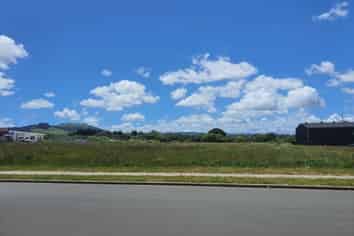 Large industrial lot - design/build options