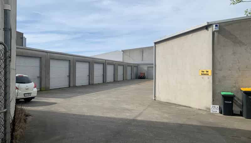 98a Carmen Road, Hornby