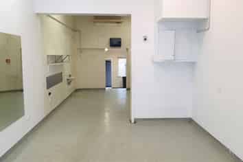 Retail Food Outlet - 100m2