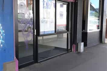 Retail Food Outlet - 100m2