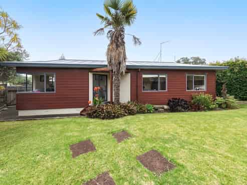 11B Riverview Road, Panmure
