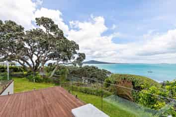 14 Hamana Street, Narrow Neck