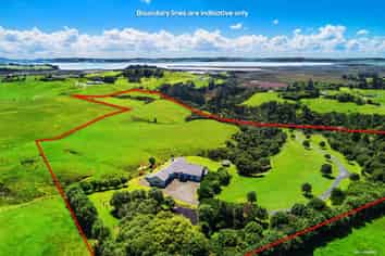 1045 South Head Road, Helensville