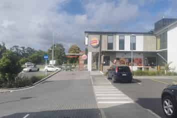 Great Retail Opportunity in Glen Eden