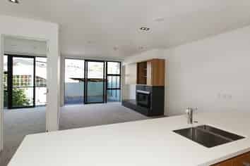 107/28 Balfour Road, Parnell